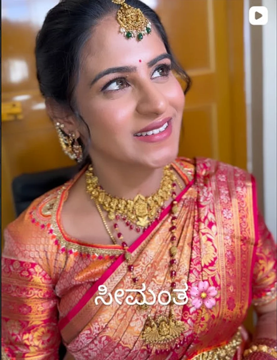 Reception look in pink